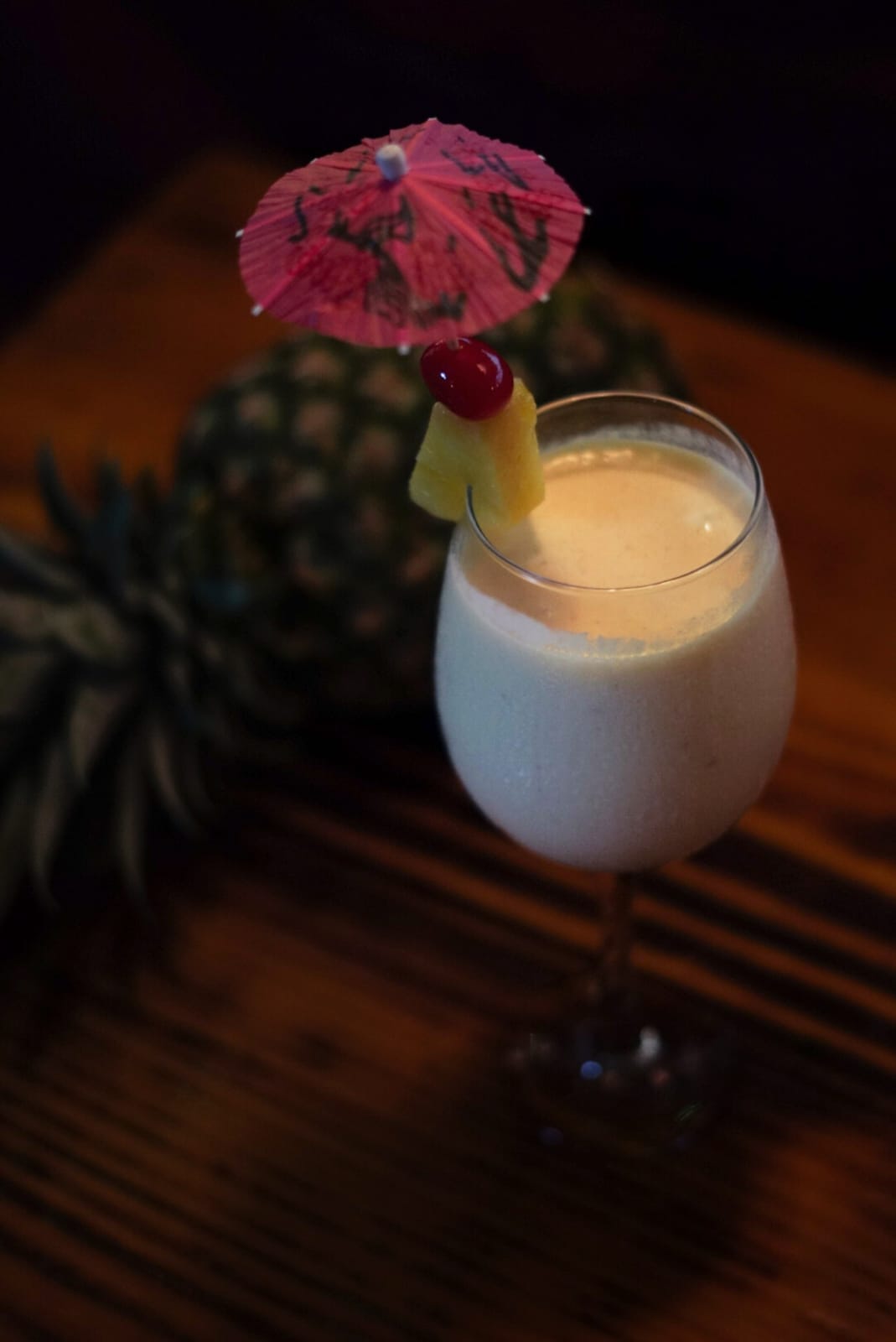 Coctel servido en Los Adobes